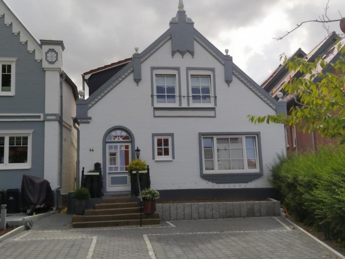 Ferienwohnung In Der Altstadt Von 하일리겐하펜 외부 사진